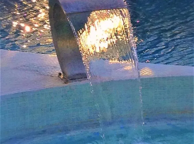 麦格酒店 酒店 4*