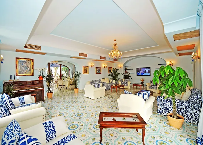 麦格酒店 酒店 4*