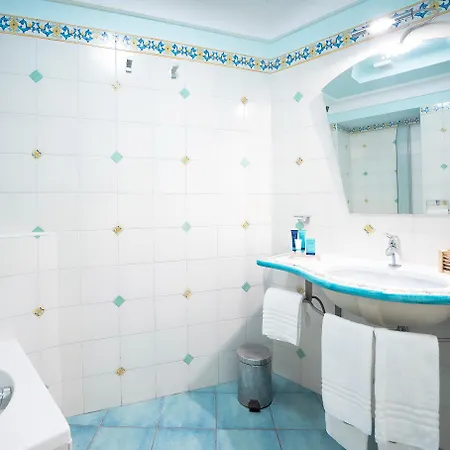 Hotel Myage 4*