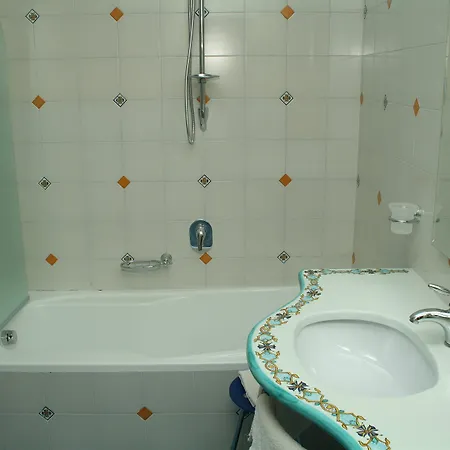Myage Hotel 4*